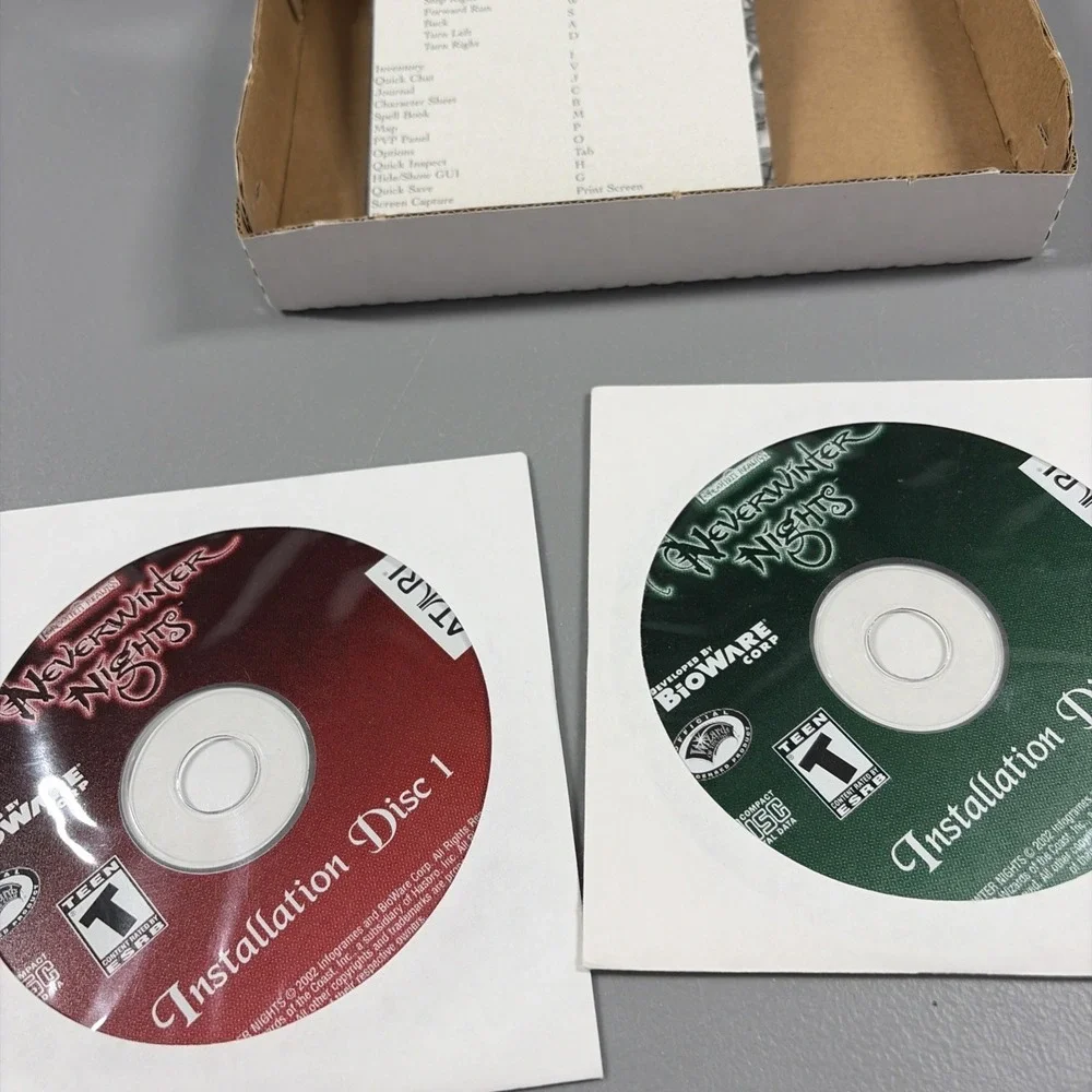 Neverwinter Nights PC Game Box Set Manuals 2 CDs Atari
